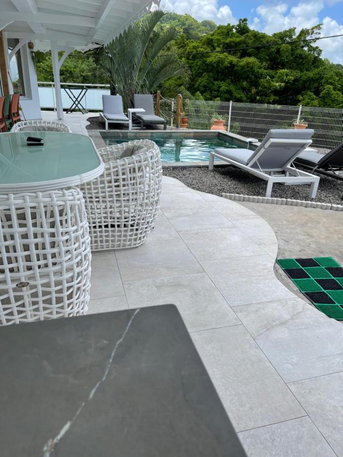 Les Appart Villa Sunbay Caraibes Avec Piscine Privative Vue Mer Et Montagne Le François Esterno foto