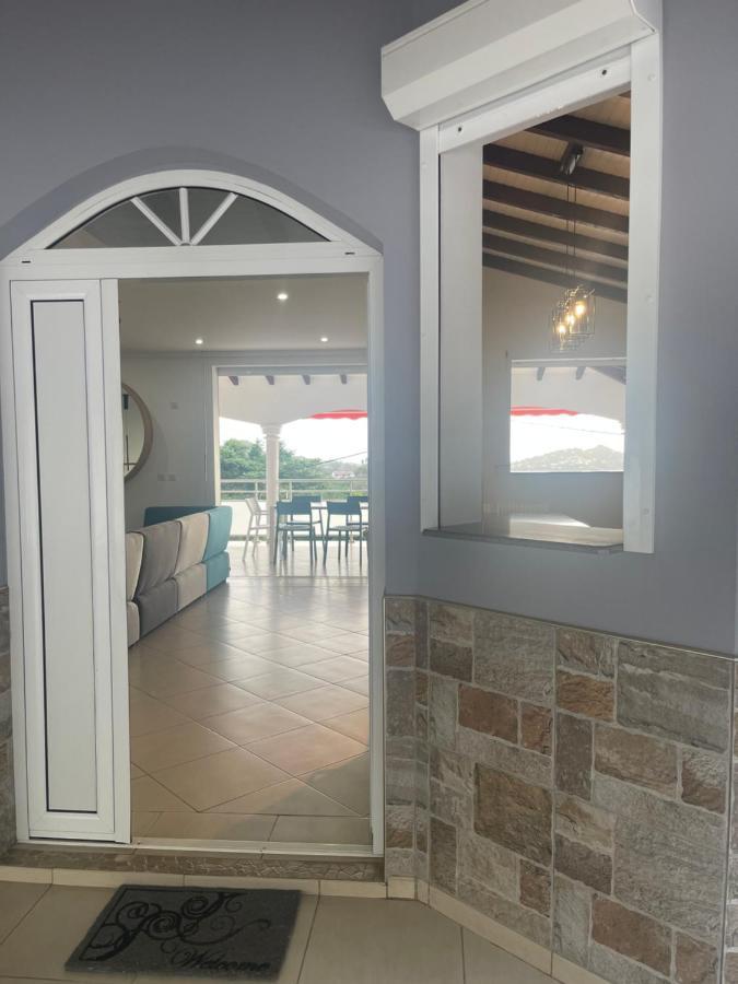 Les Appart Villa Sunbay Caraibes Avec Piscine Privative Vue Mer Et Montagne Le François Esterno foto