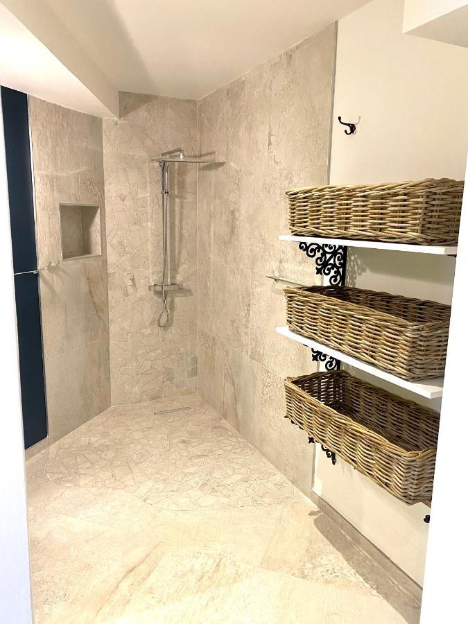 Les Appart Villa Sunbay Caraibes Avec Piscine Privative Vue Mer Et Montagne Le François Esterno foto